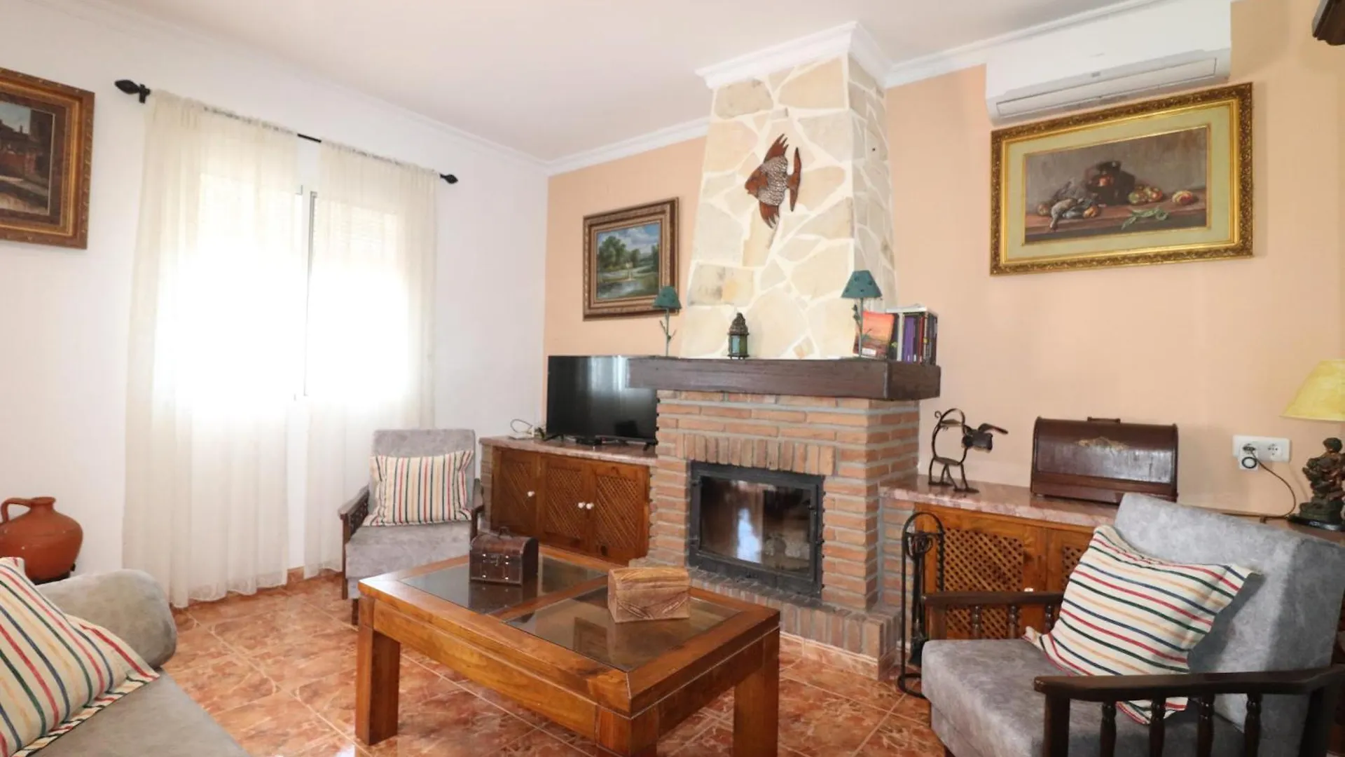 Cortijo Del Rey By Spain Sun Rentals Frigiliana